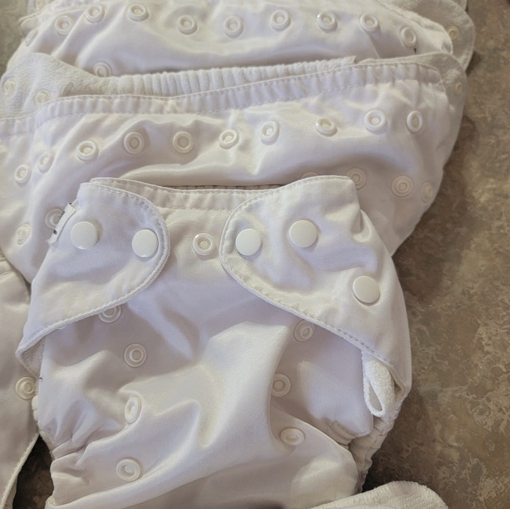 Cloth diapers - Picture 4 of 8